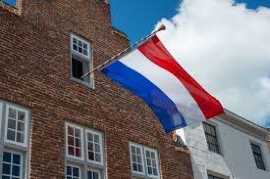 عشرات الآلاف يتظاهرون في فرنسا ضد "التقشف"