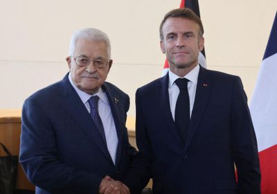 هاتفيًا.. الرئيس الفلسطيني ونظيره الفرنسي يبحثان ترتيبات مؤتمر نيويورك