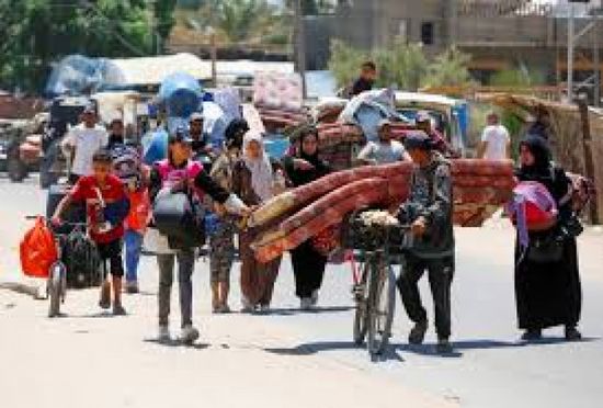    نزوح 450 ألف فلسطيني من غزة نحو جنوب القطاع