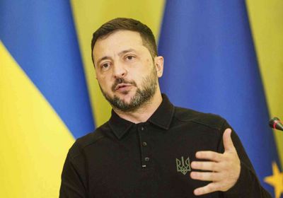 زيلينسكي يطالب واشنطن والأوروبيين تشديد العقوبات ضد روسيا