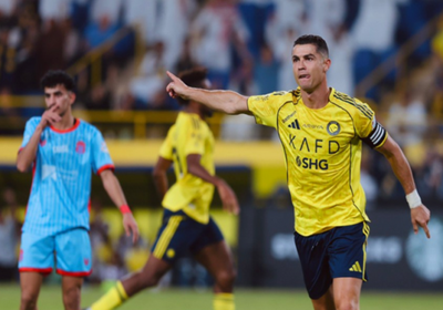 بخماسية.. رونالدو يقود النصر لاكتساح الرياض