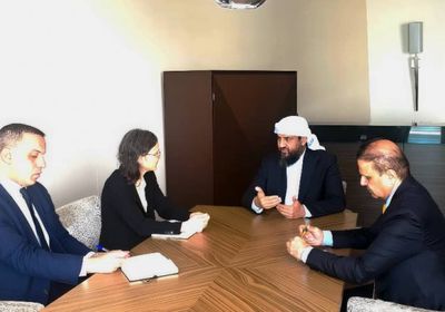 المحرّمي والسفيرة الفرنسية يبحثان تعزيز العلاقات الثنائية بين البلدين