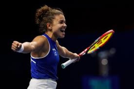 تألُق باوليني يقود إيطاليا للفوز على أمريكا