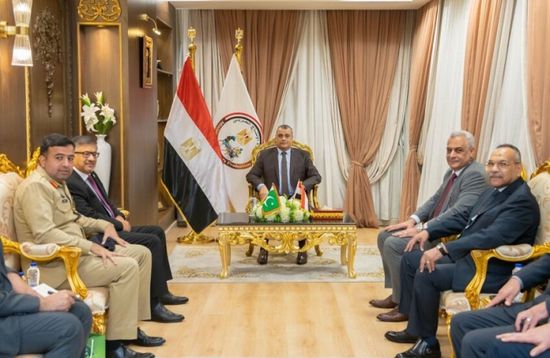 مصر وباكستان تبحثان التعاون المشترك في مجال التصنيع العسكري