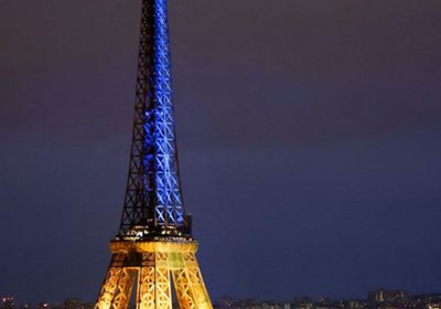 إضاءة برج إيفيل تضامنًا لمبادرة ماكرون للاعتراف بدولة فلسطين