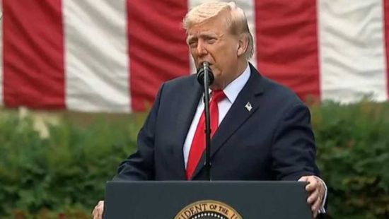 عملاق جيله.. ترامب ينعي "كيرك"