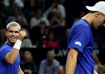 فريتز يتألق ويقود فريق العالم للفوز بلقب كأس ليفر للتنس للمرة الثالثة