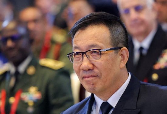 مشرعون أمريكيون يجرون محادثات مع وزير الدفاع الصيني