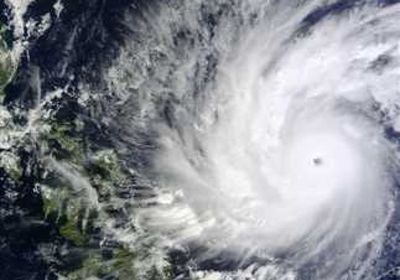 الإعصار الهائل راجاسا يجتاح شمال الفلبين