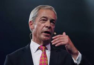 حزب فاراج يتعهد بتشديد قواعد الإقامة في بريطانيا