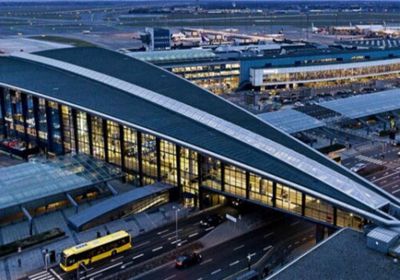 إعادة فتح مطاري كوبنهاغن وأوسلو بعد رصد مسيرات في محيطهما