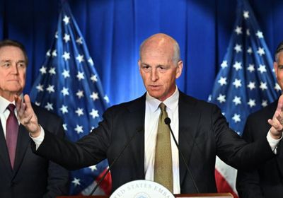 نائب أميركي يحذّر من خطر سوء تفاهم عسكري مع الصين