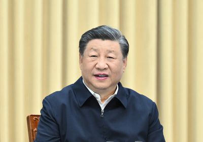 الرئيس الصيني يجري زيارة نادرة إلى إقليم شينجيانغ