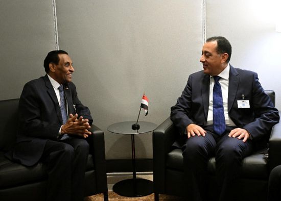 رئيس الوزراء المصري يلتقي نظيره السوداني في نيويورك
