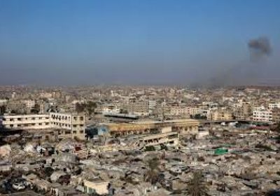 الدفاع المدني في غزة يفيد بمقتل العشرات في غارات إسرائيلية