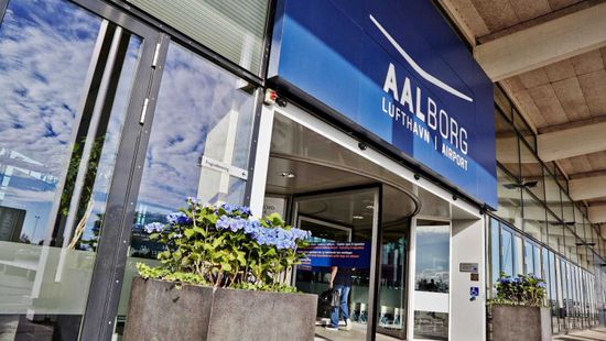 طائرات مسيرة تغلق مطار آلبورغ في الدنمارك