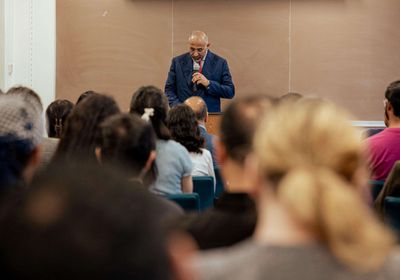 الرئيس الزُبيدي: دولة الجنوب وحق تقرير المصير ضمانة للسلام الدائم