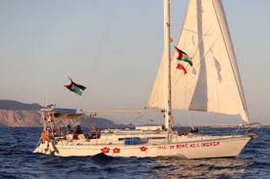 أسطول مساعدات غزة يتجه شرقًا من اليونان رغم التحذيرات الإسرائيلية