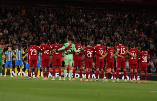 سلوت: ليوني يغيب لمدة عام بعد إصابته بقطع في الرباط الصليبي الأمامي