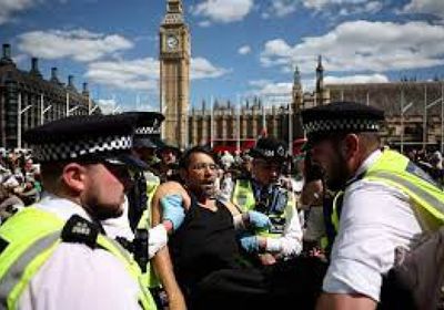 مثول 6 أمام محكمة بريطانية في قضية ترتبط بحركة فلسطين أكشن