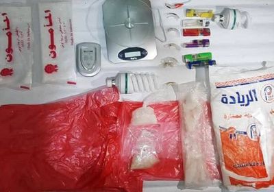 تقودها امرأة.. ضبط عصابة تروج مخدر الشبو في حضرموت