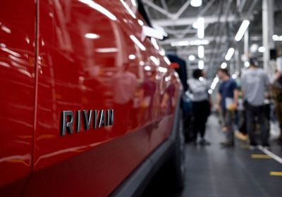 تحقيق بشأن عيوب في أحزمة أمان شاحنات "ريفيان"