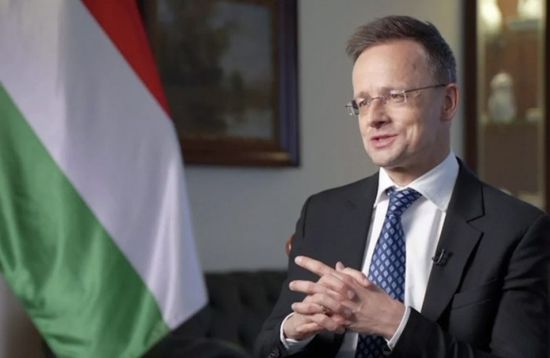 "فبركة وزيلينسكي يهذي".. هنغاريا تعلق على اتهامات أوكرانيا بشأن الطائرات المسيرة