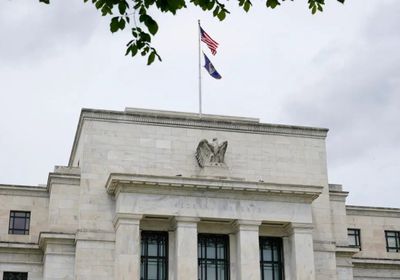 مسؤول في "الفيدرالي" يحذر من التسرع في خفض الفائدة