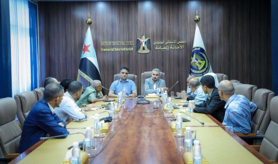 الشيخ والعاقل يتفقان على تعزيز التعاون بالمجال الإعلامي