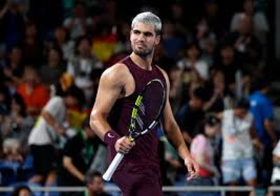 ألكاراز يبلغ قبل النهائي ورونه يودع بطولة اليابان للتنس