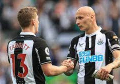 شيلفي اللاعب السابق لمنتخب إنجلترا ينضم لفريق إماراتي في الدرجة الثالثة