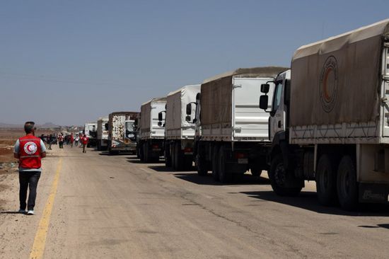 قافلة مساعدات إنسانية تدخل السويداء بسوريا