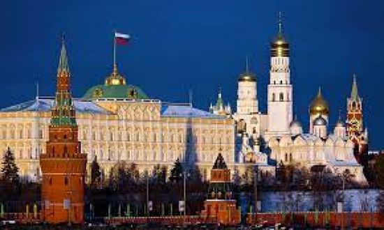 الكرملين يدعو لضم بريطانيا وفرنسا لمحادثات نزع السلاح النووي