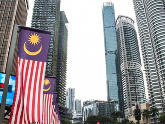 ماليزيا تطالب أمريكا بفرض رسوم جمركية صفرية على الأثاث