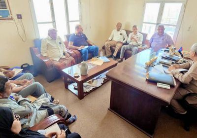 فريق التوجيه الرئاسي يبحث المشاريع المتعثرة في غيل باوزير