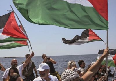 الدفاع الإيطالية تعلن سحب سفنها البحرية المرافقة لأسطول الصمود