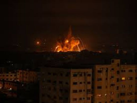 مقتل 82 فلسطينيًا بسلسلة غارات إسرائيلية