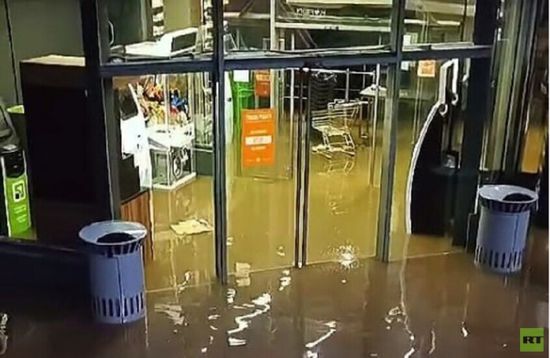 مصرع 9 أشخاص جراء الفيضانات جنوب أوكرانيا