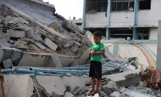 وزير الدفاع الإسرائيلي: من يبقى في غزة سيصنف إرهابياً