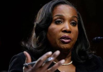 المحكمة العليا الأمريكية ترفض إقالة "كوك" من منصبها