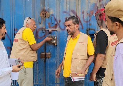 إغلاق 48 منشأة تجارية مخالفة في مديرية المنصورة