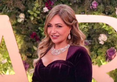 ليلى علوي نجمة الدورة 41 من مهرجان الإسكندرية السينمائي