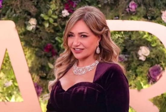 ليلى علوي نجمة الدورة 41 من مهرجان الإسكندرية السينمائي