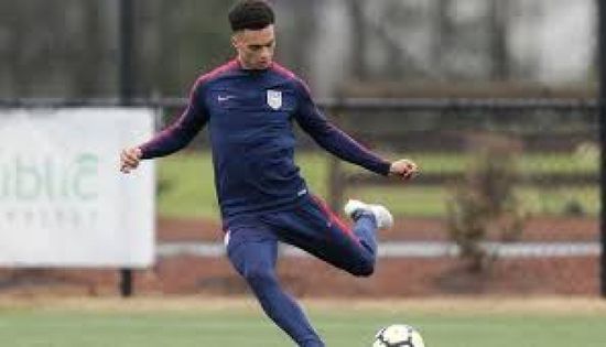 استدعاء روبنسون لتشكيلة أمريكا بعد غياب لخوض وديتي الإكوادور وأستراليا