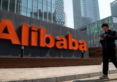 سهم "علي بابا" يسجل أعلى مستوى في عام