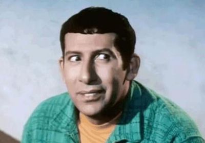 هاني رمزي يحتفل غداً بزفاف نجله في أجواء أسرية بعد أشهر من خطوبته