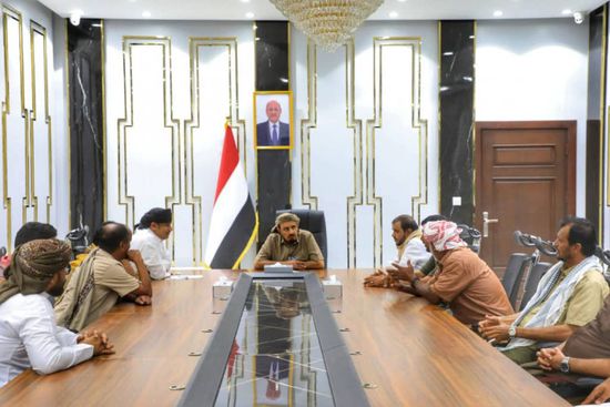 محافظ حضرموت يناقش أوضاع الصيادين في الريدة وقصيعر