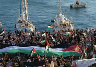 الخارجية الإسرائيلية: ترحيل 137 ناشطاً من "أسطول الصمود"