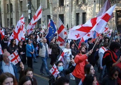 متظاهرون يقتحمون مقر إقامة رئيس جورجيا