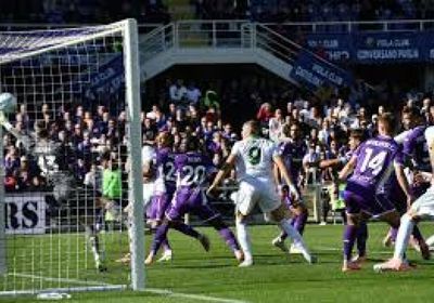 روما يتصدر الدوري الإيطالي بفوزه على فيورنتينا